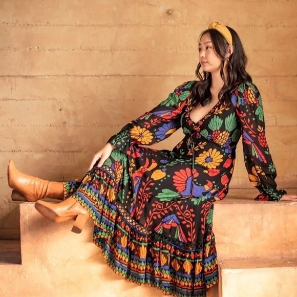 FARM Rio Dresses & Skirts - Farm Rio Black Tropical Toucan Floral V-Neck Maxi Dress S Long Puff Sleeve Boho